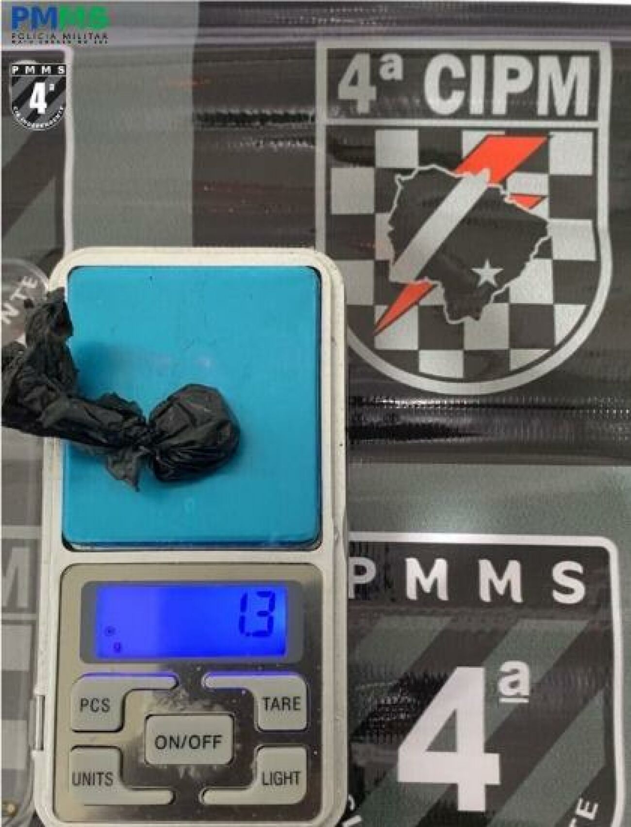 Ilustração da notícia Motociclista é flagrado com cocaína e sem CNH em Chapadão do Sul da MS Todo dia